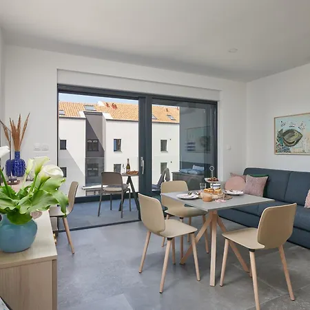 Irena تْسافتات